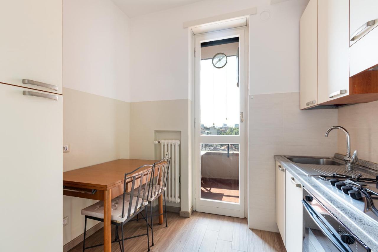 Milano - Roomy Apartment 300 M From M3 Affori Fn! Экстерьер фото